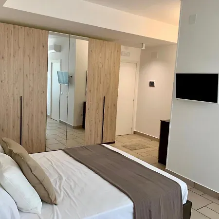 Torre dei Mori Boutique Rooms B&B-2